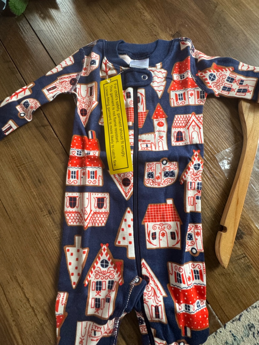 Hanna Andersson Navy Blue Red and White House-Print Footless Pajamas